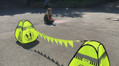 Straßenwarnschild Achtung spielende Kinder